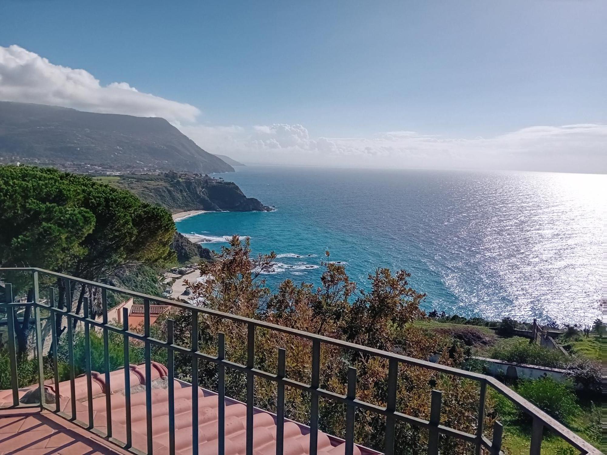 Villamargherita Capo Vaticano Exterior photo